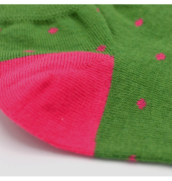 Socquettes vertes à pois roses