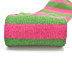 chaussettes-fantaisie-hommes-femmes-en-coton-vertes-à-rayures-roses-remaillées-à-la-main