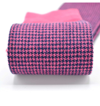 Chaussettes fantaisie pied de poule remailléess à la main en coton peignées