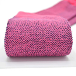 chaussettes-fantaisie-hommes-femmes-en-coton-roses-à-motifs-chevrons-bleu-marine-remaillées-à-la-main