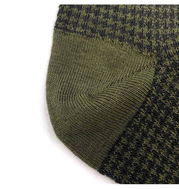 Chaussettes vert kaki pied...
