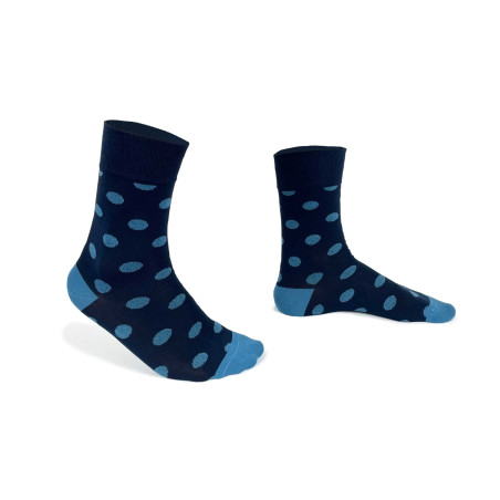 Chaussettes bleues à pois bleu ciel