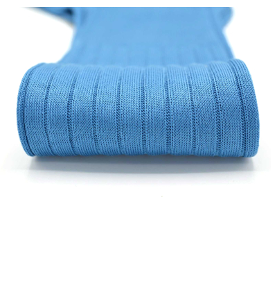 chaussettes-montantes-mi-bas-unies-bleu-ciel-en-pur-fil-d'écosse-remaillées-à-la-main-pour-hommes