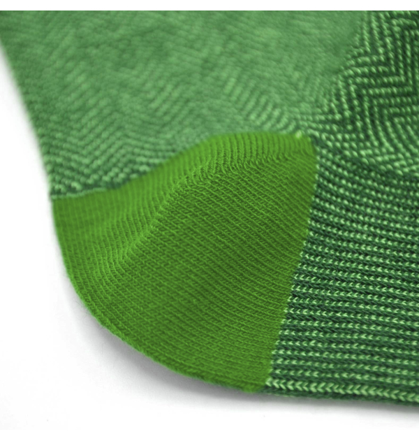 Chaussettes vertes à chevrons